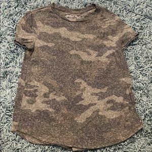 soft camo tee